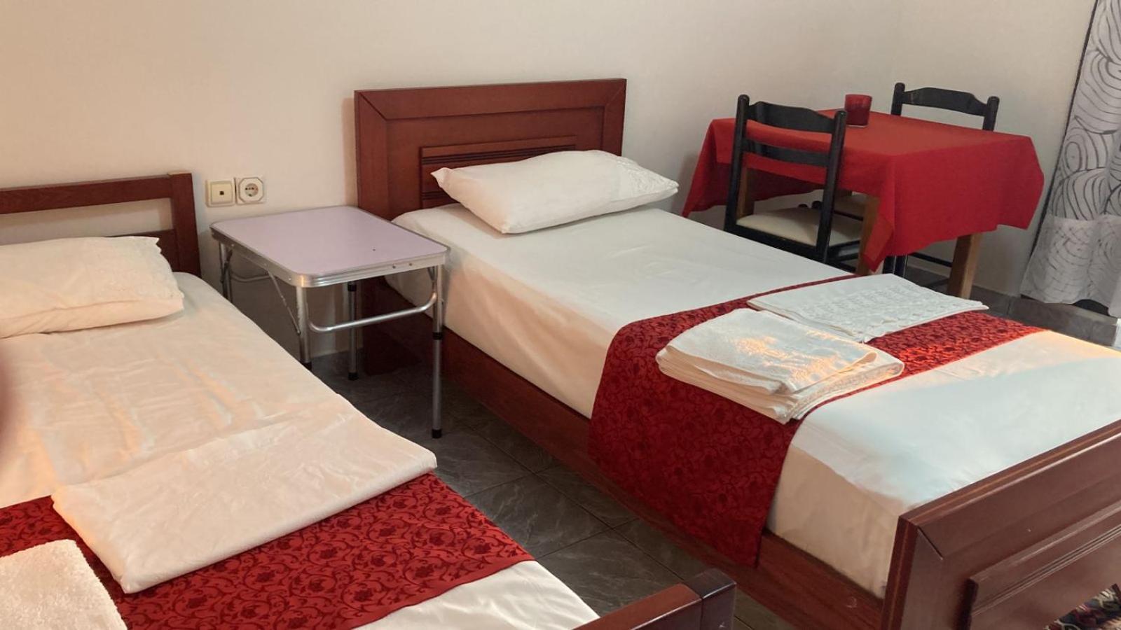 Akeron'S Rooms Saranda Extérieur photo